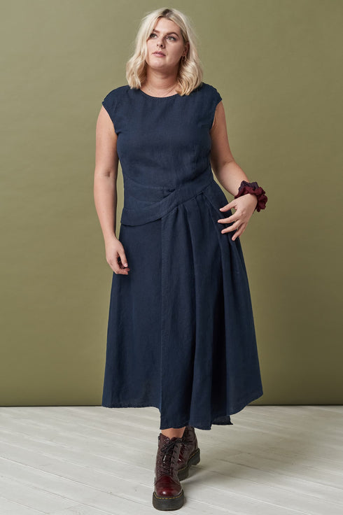 Image 7 of Japanese linen dress organic and simple samurai design Salem from Baltic Linen